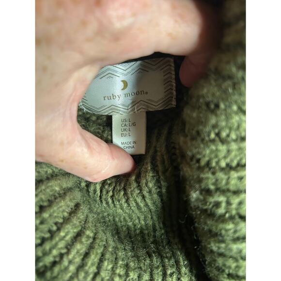 Ruby Moon Olive Green Wool Blend Turtleneck Sweater Cozy Fall Winter - Picture 2 of 6